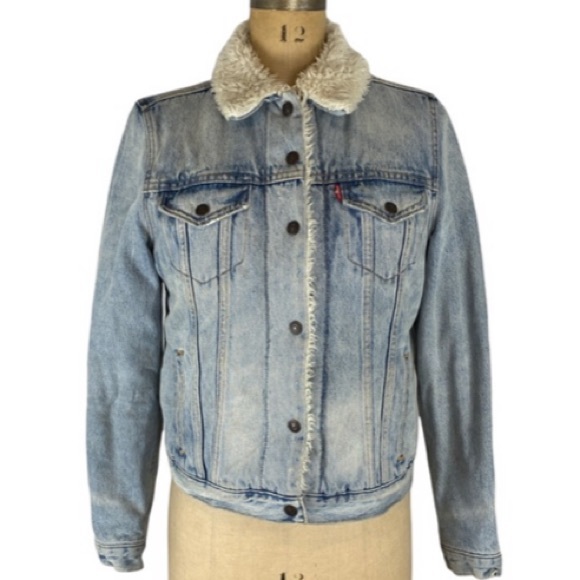 Levi’s ex-boyfriend Sherpa lined denim jacket size M - Picture 1 of 3